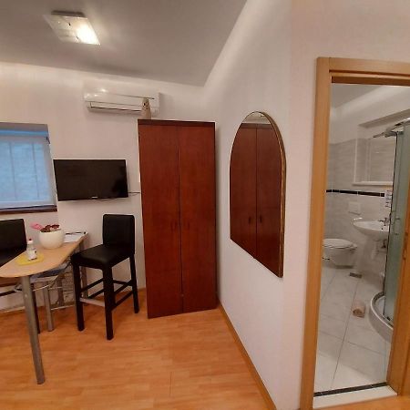 Guesthouse Boris Labin  Exterior photo